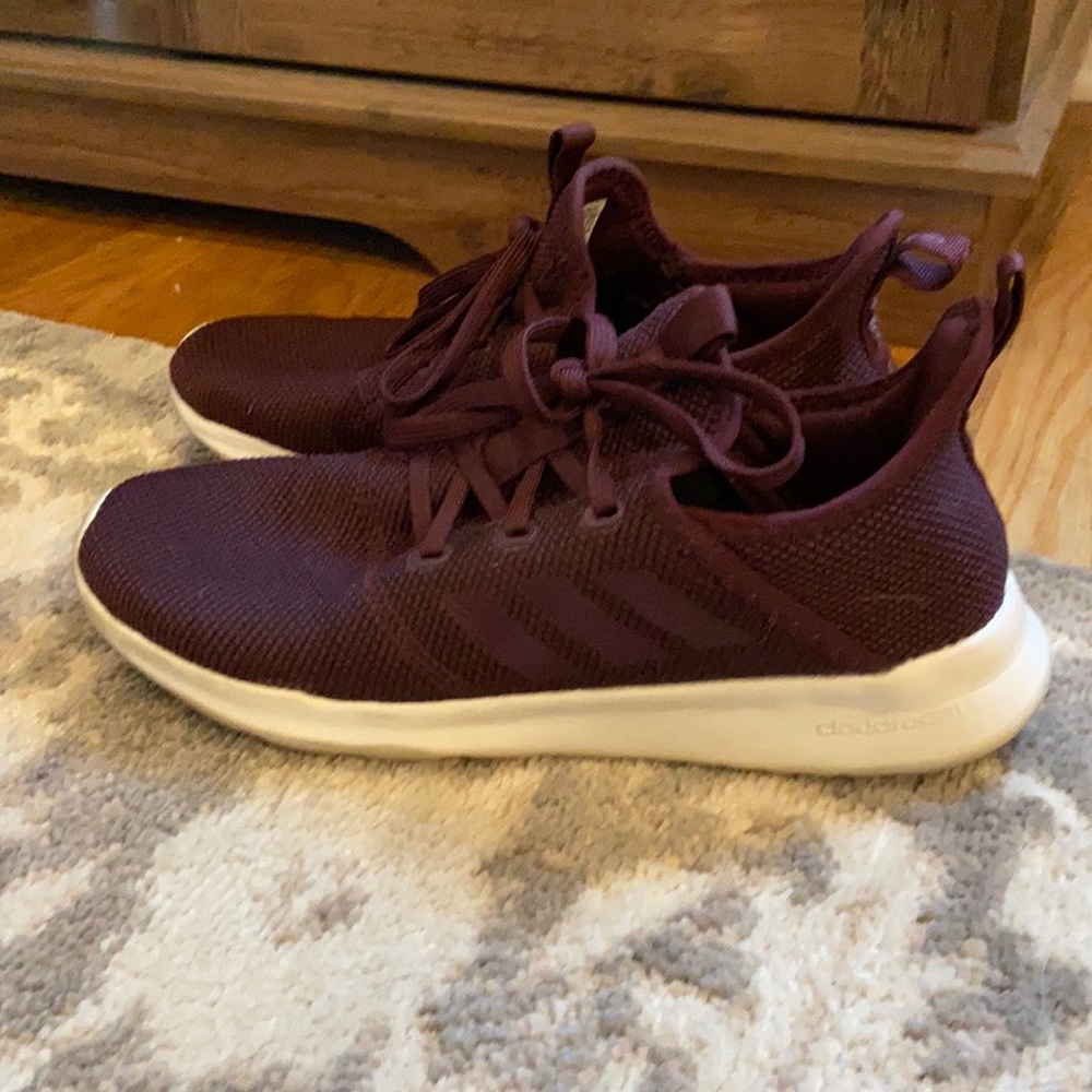 Adidas Sneakers